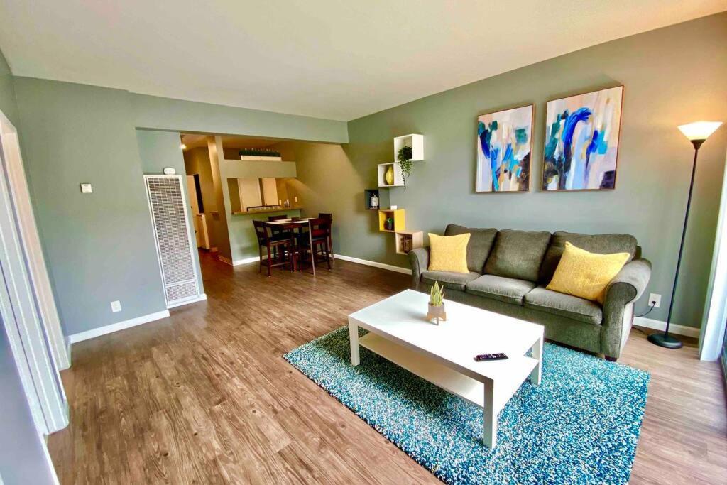 Centrally Located To All San Diego Has To Offer Exterior foto
